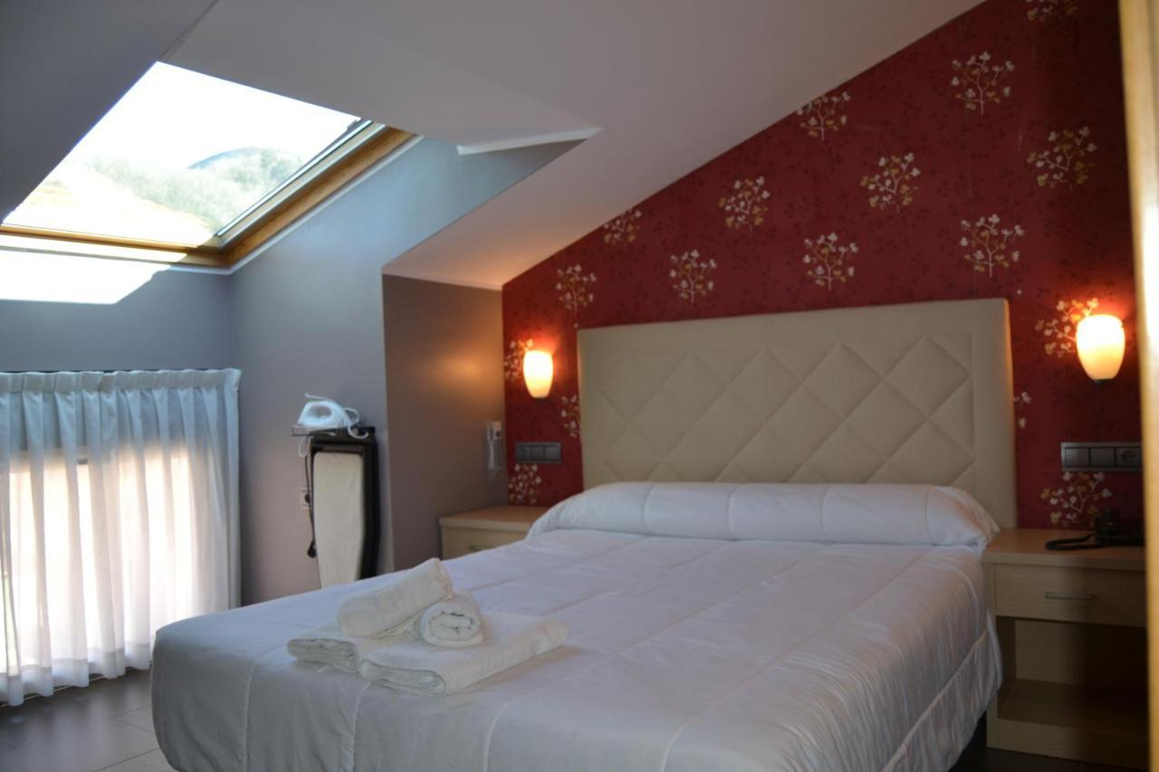 Apartamentos Spa Cueto Onís Eksteriør bilde